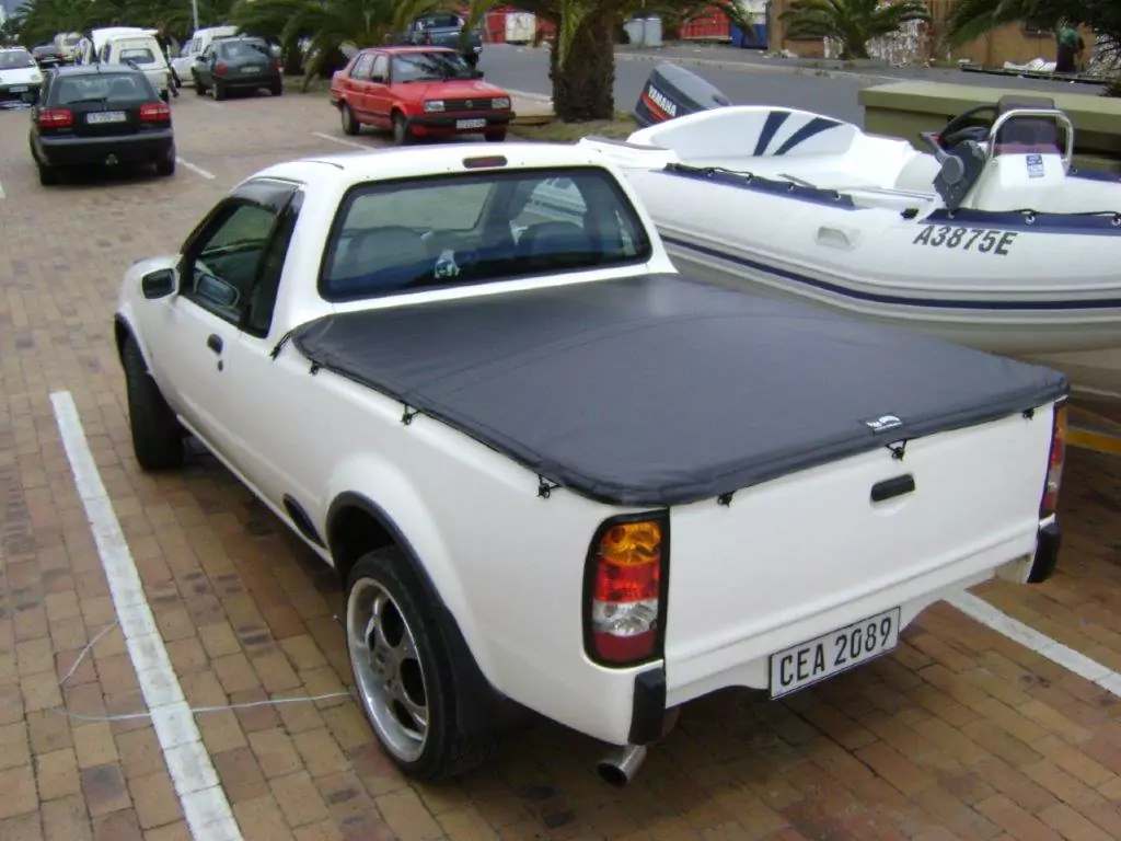 Cover manufacturer Cape Town – Flexi-Covers custom PVC, ripstop and marine canvas covers
