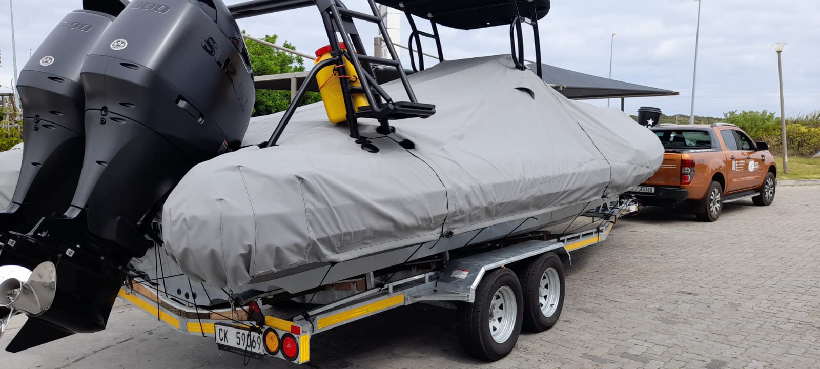 Custom boat engine cover Cape Town by Flexi-Covers